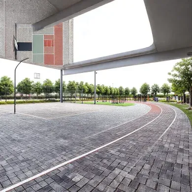 Desain Menyenangkan Fasilitas Olahraga Dengan Paving